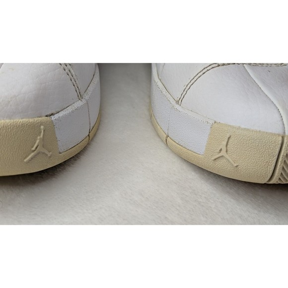 Jordan Team Elite 2 Low White Metallic Silver AO1732-100 Girl's Size (4.5) YOUTH - Picture 9 of 16